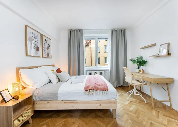 Stylish Stay By Vysehrad Apartment